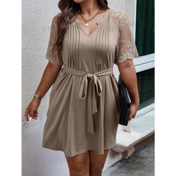 SHEIN Privé Plus Contrast Lace Raglan Sleeve Fold Pleated Detail Dress 1x - Picture 2 of 7